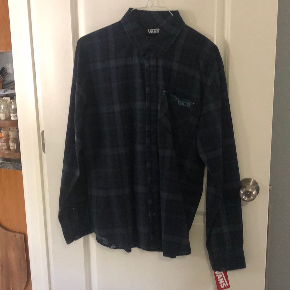 Vans NWT Button Down Dark Blue/Grey Plaid Shirt